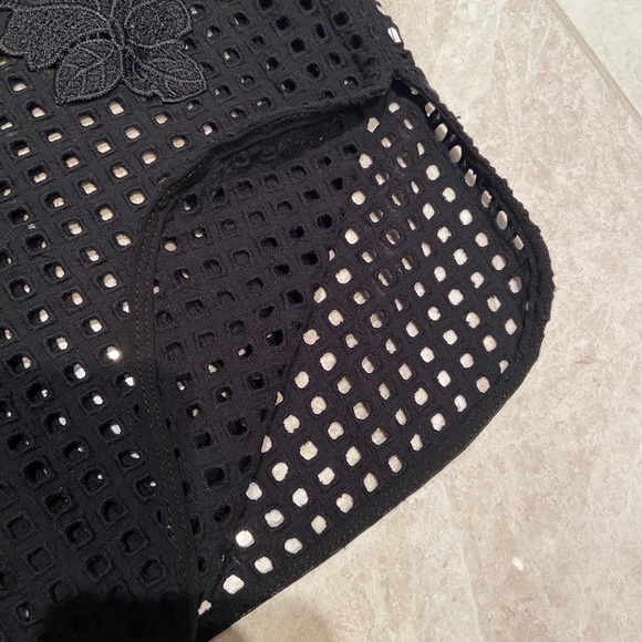 Zara Boxy Embroidered Top - Picture 6 of 9